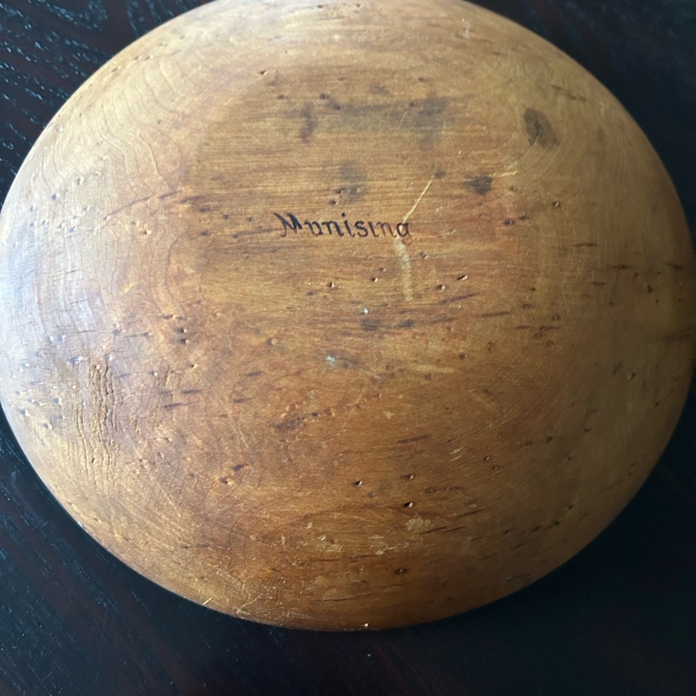 Vintage munising wooden bowl.
